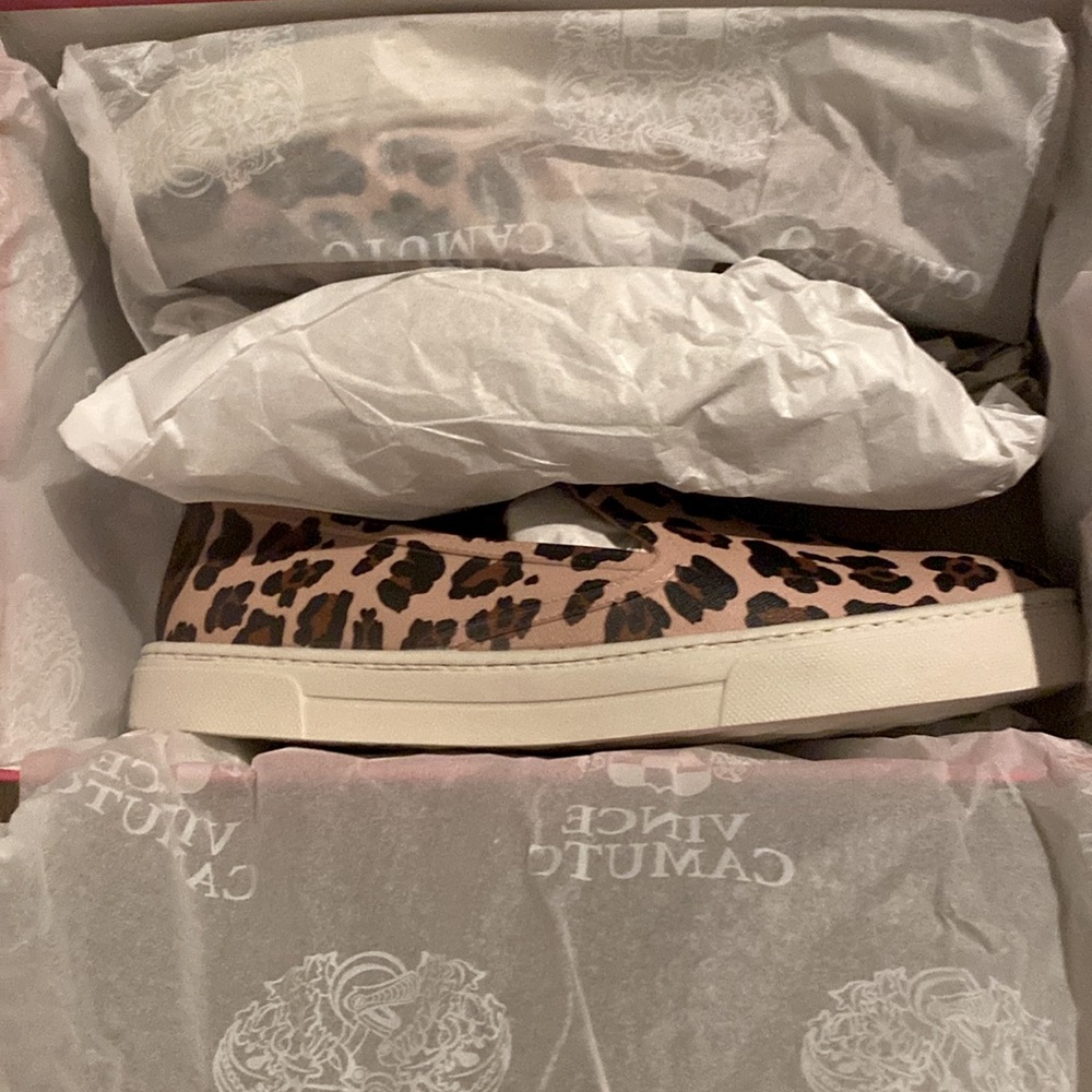 NIB [Vince Camuto] Marjetta Faux Leather Slip On Sneakers Womens Multiple Sizes! - Picture 9 of 11